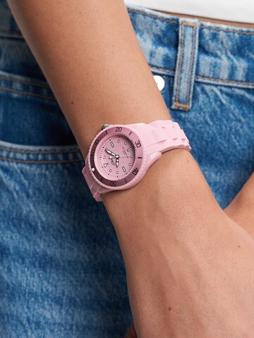 s.Oliver Analog Watch in Pink