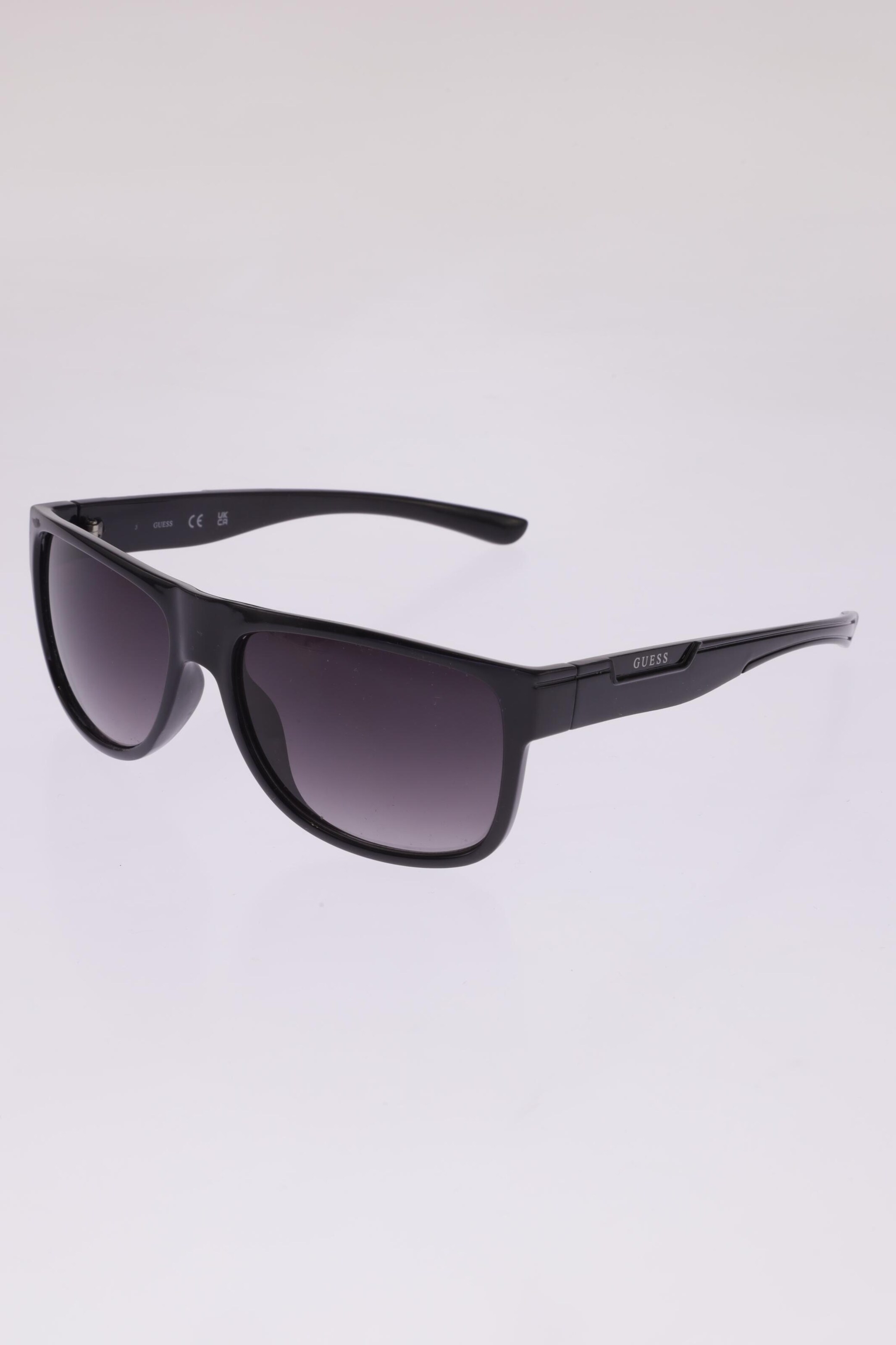 GUESS Sonnenbrille One Size in Schwarz: Vorderseite