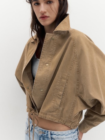 Pull&Bear Přechodná bunda – hnědá