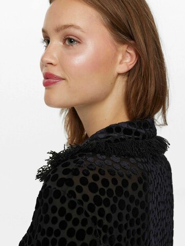 Maglietta 'Hadlee' di NÜMPH in nero