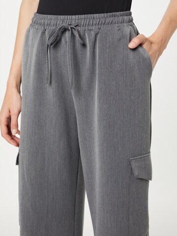 SISTERS POINT Wide leg Cargo trousers 'VEGNA' in Grey