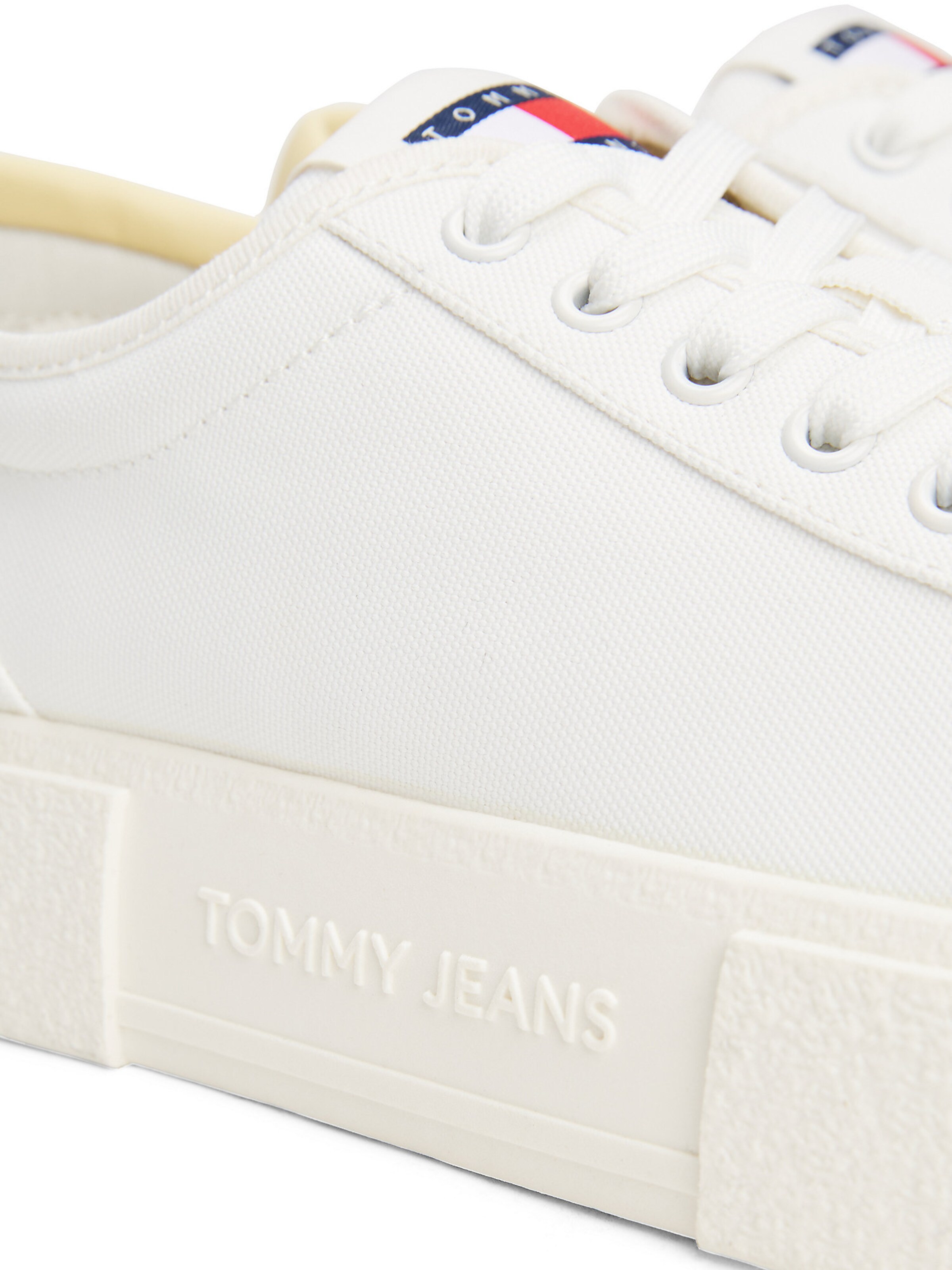 Tommy Jeans Sneakers in White