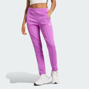 Coupe slim Pantalon 'Adicolor Sst' ADIDAS ORIGINALS en violet : devant
