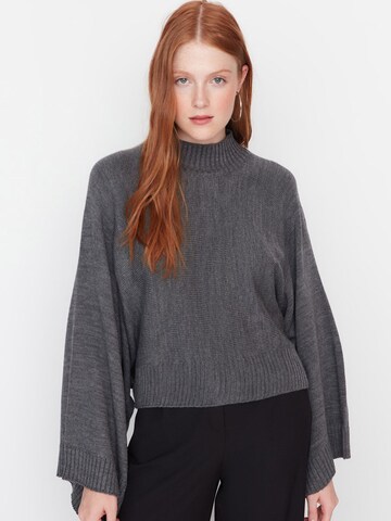 Pull-over Trendyol en gris
