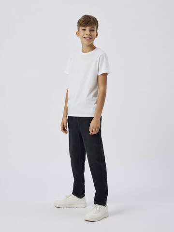 TWO SOON Regular Jeans in Zwart