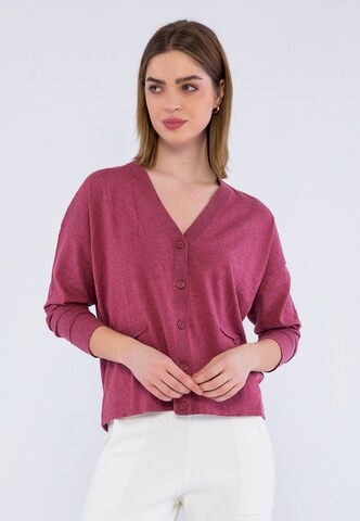 Basics and More Knit Cardigan 'Natalya' in Red: front