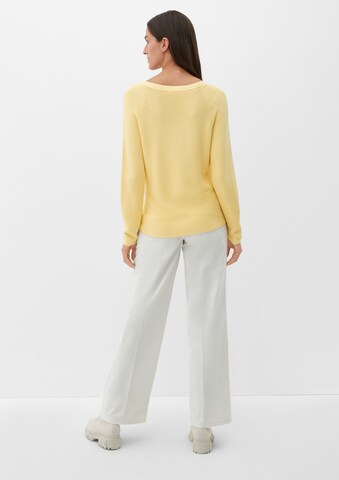 s.Oliver Sweater in Yellow
