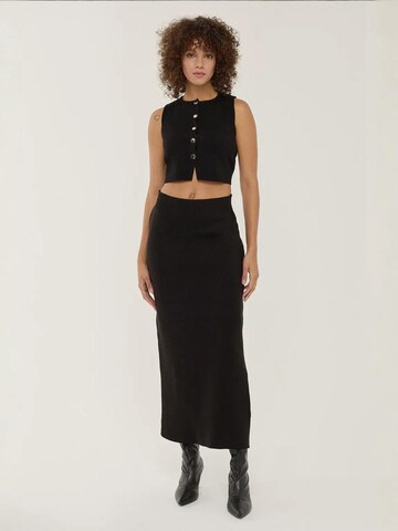 Completo pantalone di Hiccup in nero: frontale