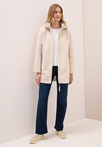 CECIL Between-Seasons Coat in White