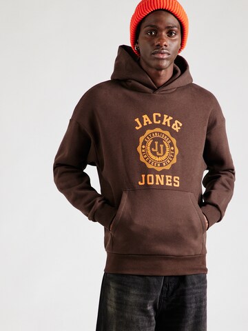 JACK & JONES Sweatshirt 'JJVICTO' i brun: framsida