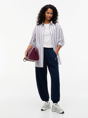 Tommy Jeans Zúžený Kalhoty – modrá