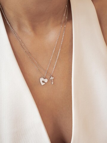 Collana 'Interlocking Heart & Key Love' di Hey Happiness in argento