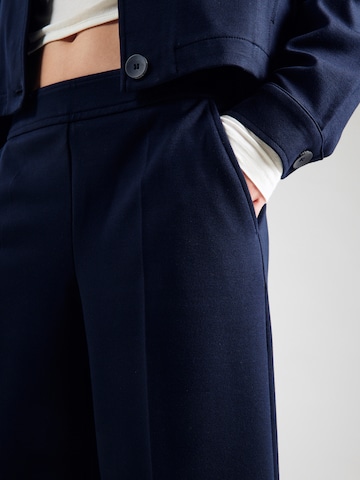 Wide leg Pantaloni cu dungă de la MORE & MORE pe albastru