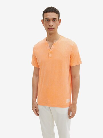 TOM TAILOR قميص 'Serafino' بلون برتقالي: الأمام