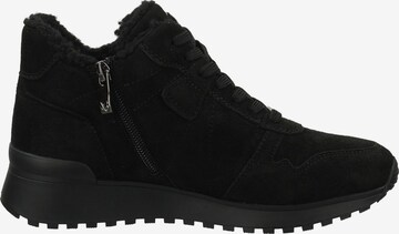 Sneaker alta di CAPRICE in nero