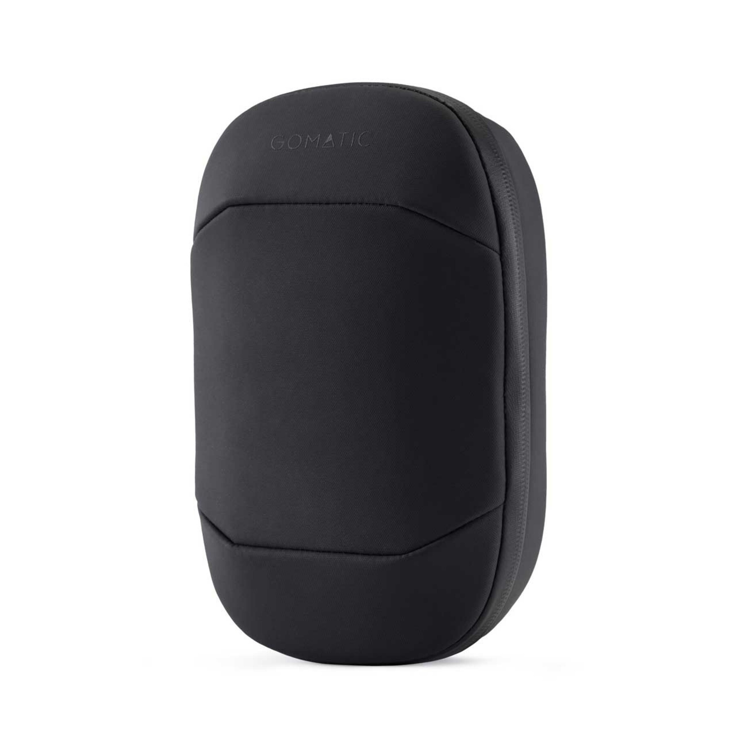 Gomatic Reisetasche in Schwarz: Vorderseite