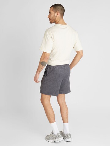new balance Regular Sportbroek 'Essentials' in Zwart