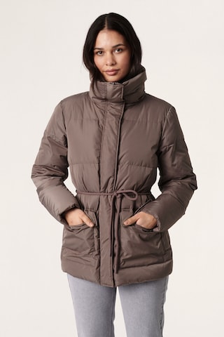 SOAKED IN LUXURY Between-Season Jacket 'Mylo' in Grey: front