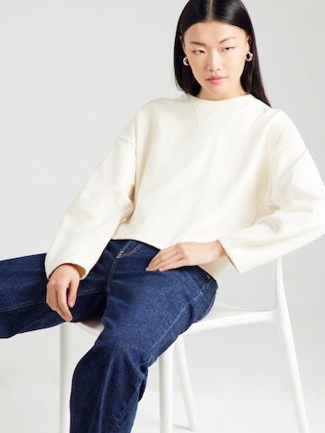 GAPSweater majica 'HORSESHOE' - bijela boja: prednji dio