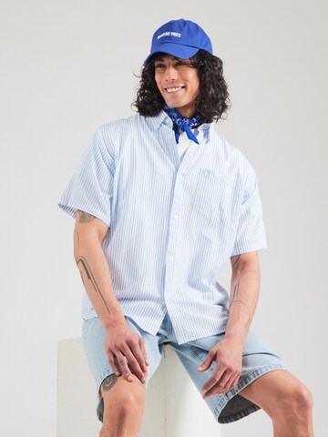Carhartt WIP Regular Fit Paita 'Phelps' värissä sininen: etupuoli