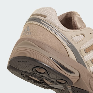 ADIDAS ORIGINALS - Sapatilhas baixas 'Adistar Control 5' em bege