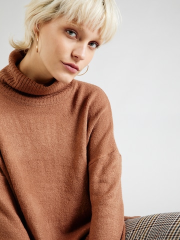 BRAVE SOUL Sweater in Brown