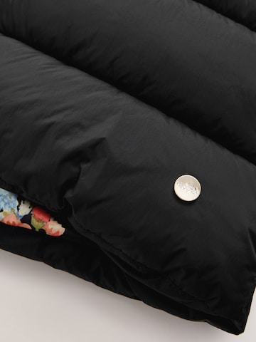 Manteau LAURA ASHLEY en noir