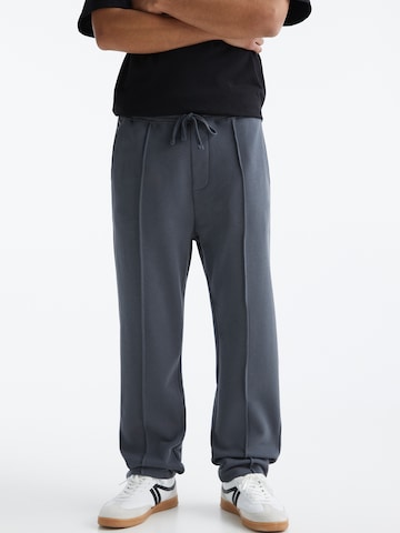 Pull&Bear Loosefit Broek in Grijs: voorkant