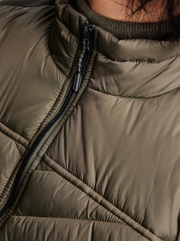 Lindbergh Bodywarmer in Grijs