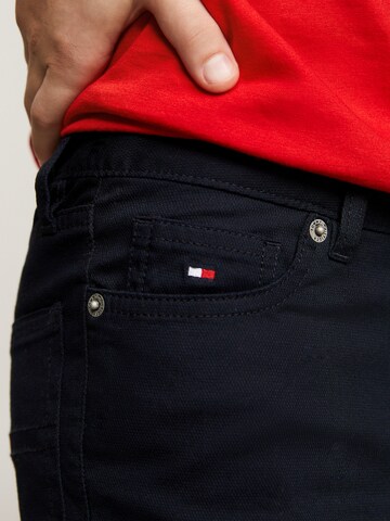 Coupe slim Jean 'Essential' TOMMY HILFIGER en bleu