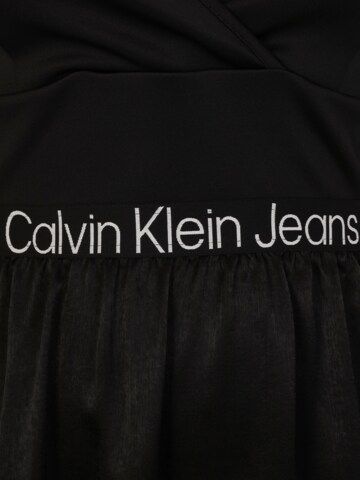 Calvin Klein Jeans Curve فستان بلون أسود