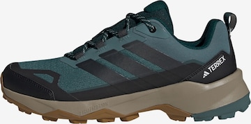 Chaussure basse 'Skychaser Ax5' ADIDAS TERREX en vert : devant