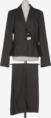 s.Oliver Workwear & Suits in L in Brown: front