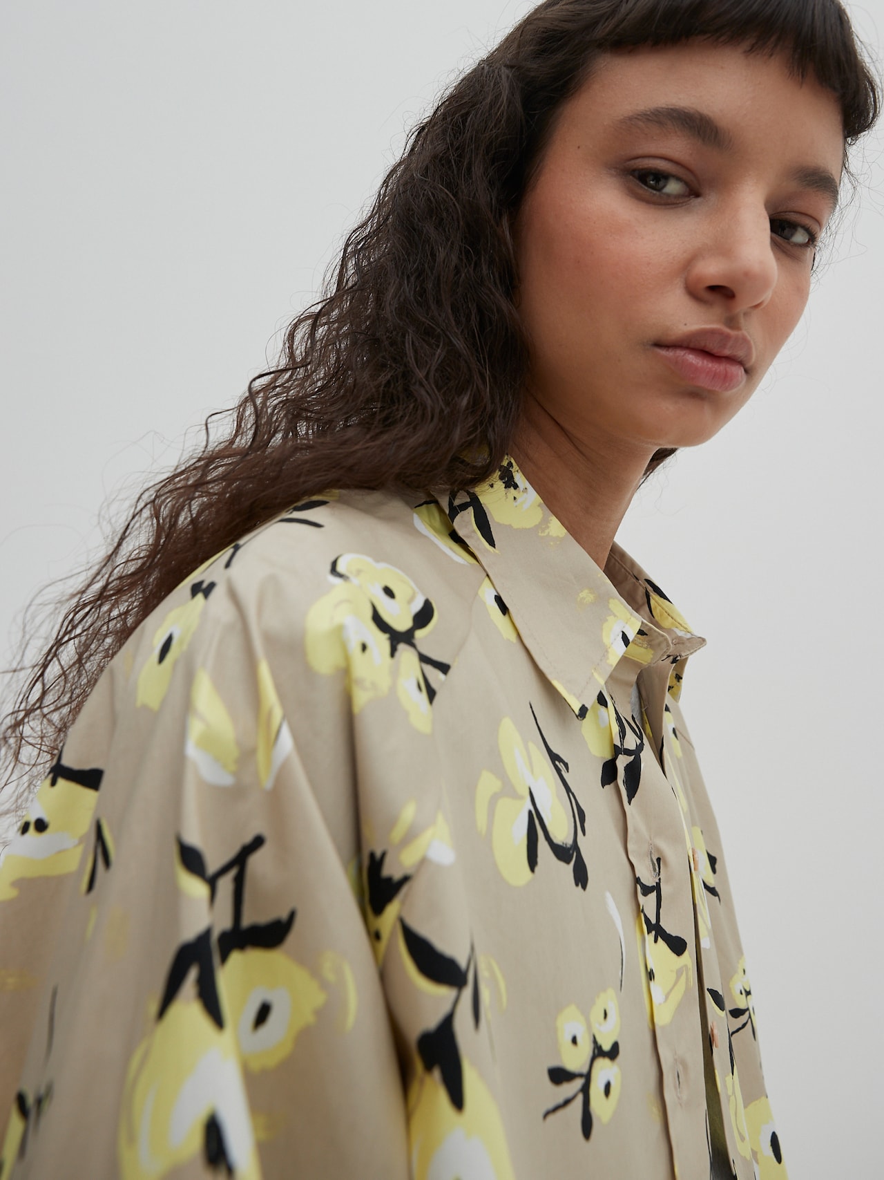 EDITED Bluse 'Elise' beige