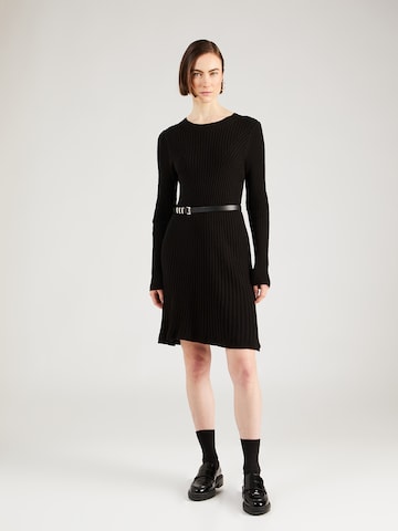GAP Úpletové šaty – černá: přední strana