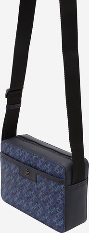 TOMMY HILFIGER Crossbody Bag in Blue