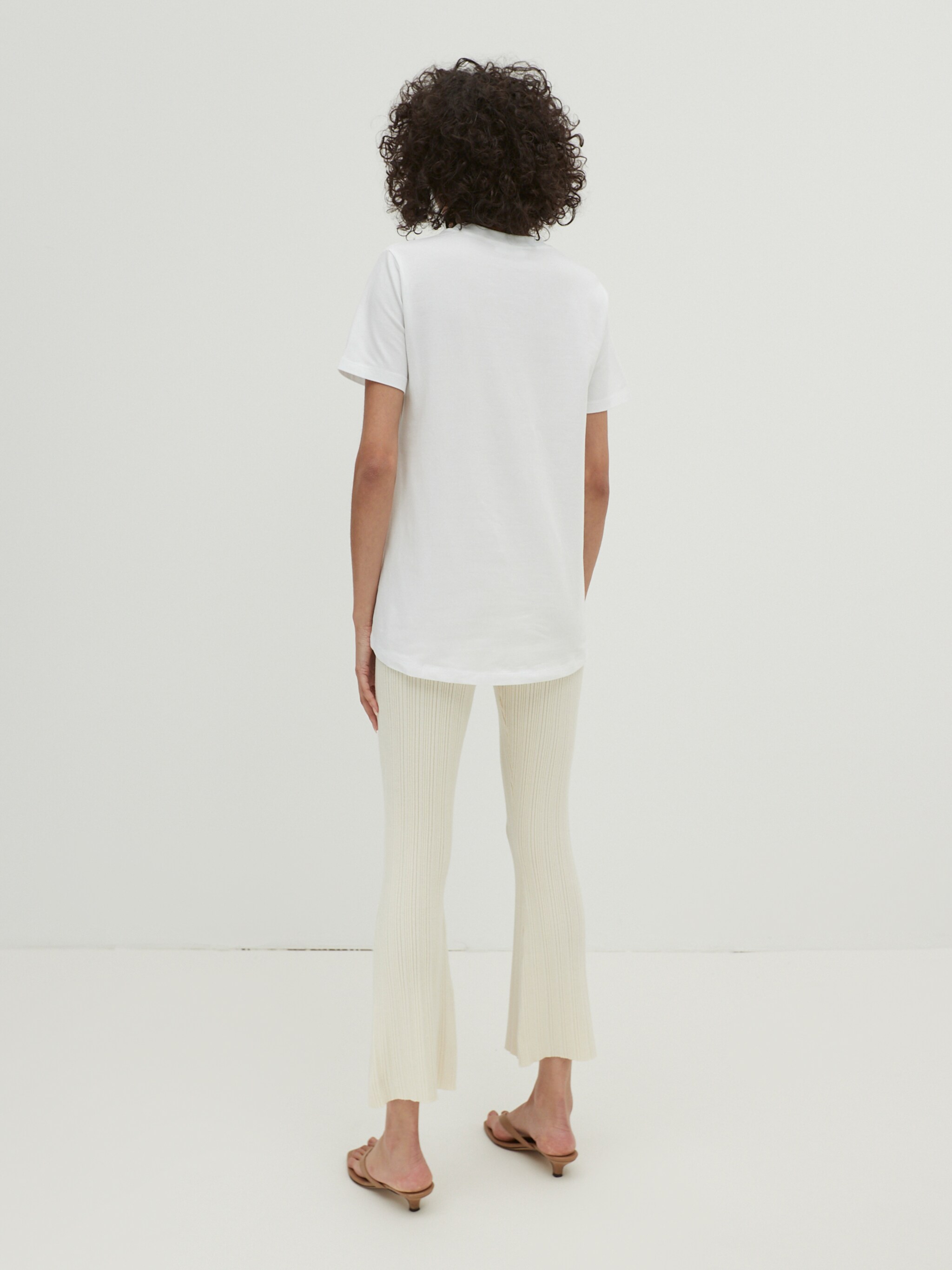 EDITED Producten Shirt 'Enid' Wit