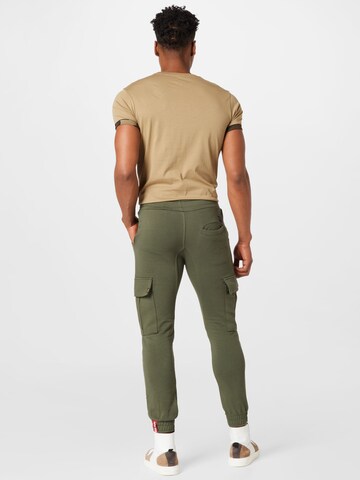 ALPHA INDUSTRIES - Tapered Calças cargo 'Terry Jogger' em verde