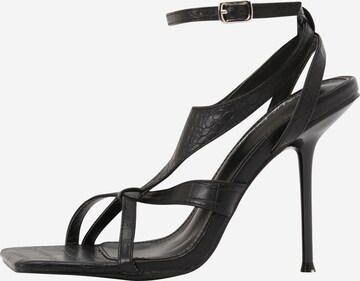 Sandalo con cinturino 'HARNESS' di Public Desire in nero