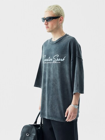 VAMOS CLO T-shirt 'Fremont' i svart