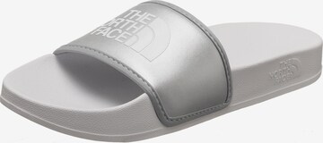 THE NORTH FACE Strand-/badesko 'Base Camp Slide III' i sølv: forside