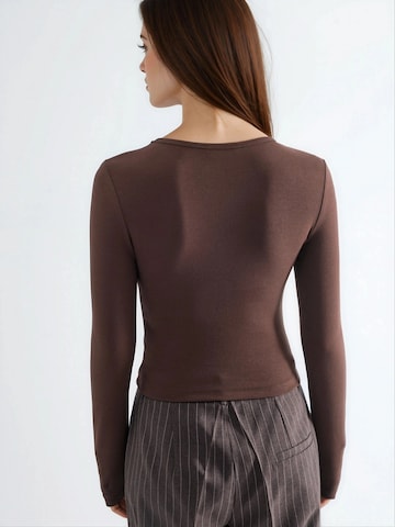 Busem Shirt in Brown