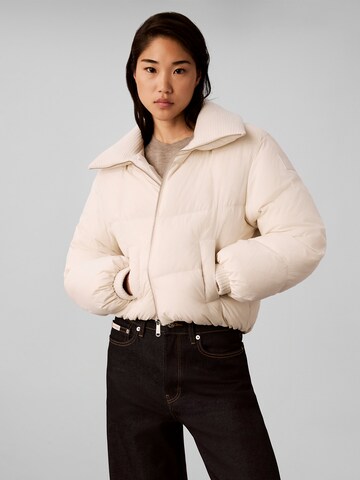 Calvin Klein Jeans Regular Jacke in Beige: Vorderseite
