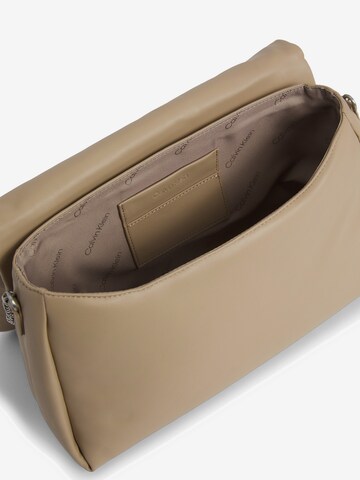 Calvin Klein Shoulder Bag in Brown