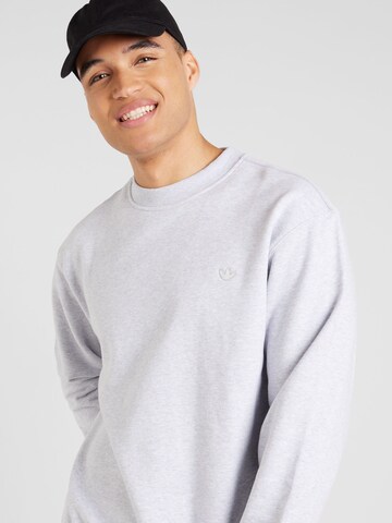 Felpa 'ESS' di ADIDAS ORIGINALS in grigio