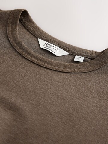 Next Bluser & t-shirts 'Supima®' i brun