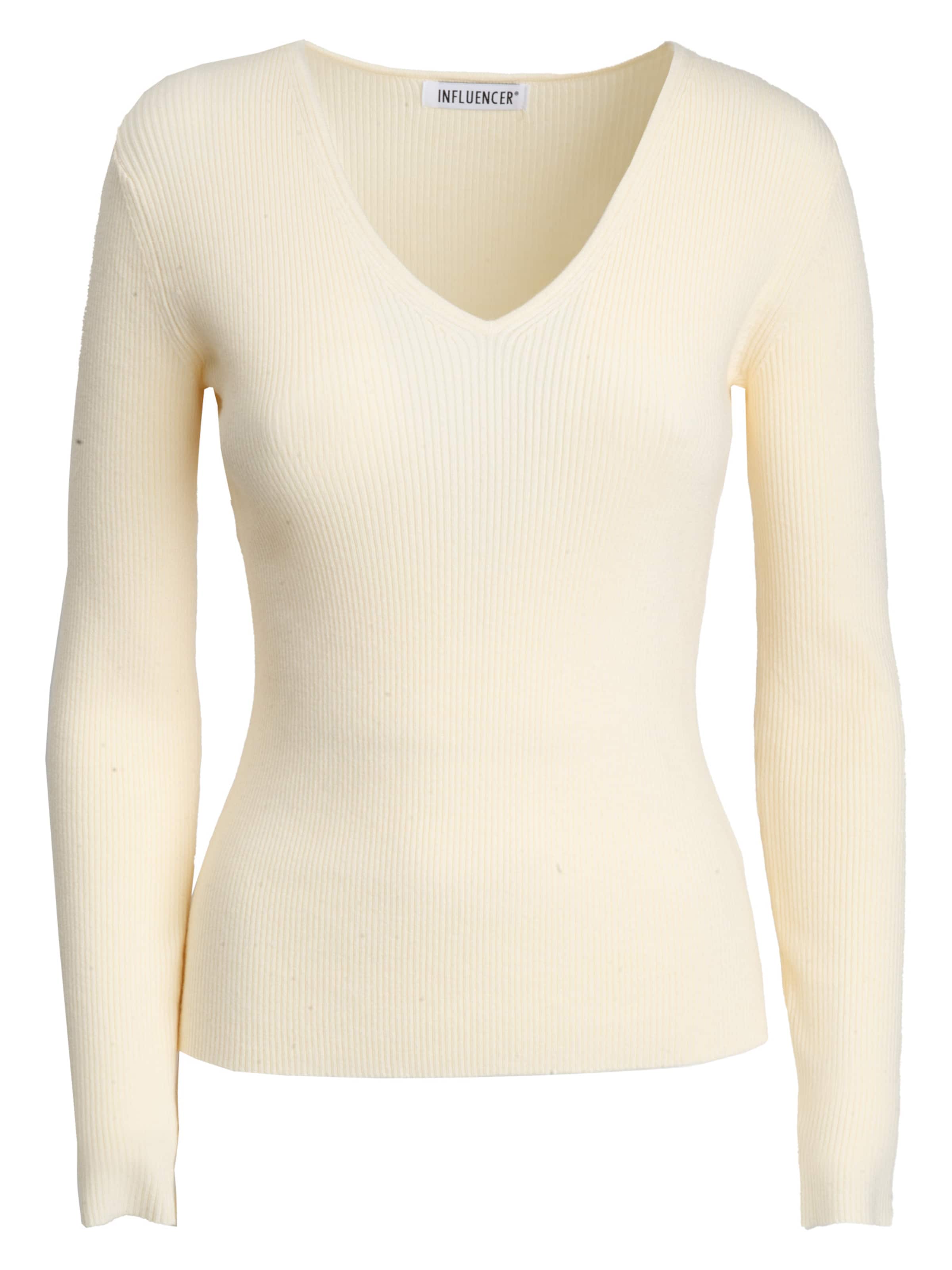 Pullover di Influencer in beige: frontale