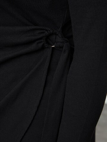 Rochie tricotat de la Trendyol Curve pe negru