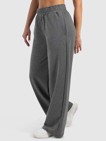 Smilodox Loose fit Trousers ' Kanya ' in Grey
