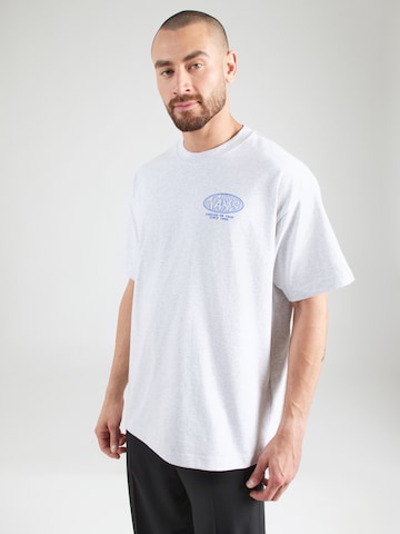 VANS Bluser & t-shirts 'WORLD TOUR' i grå: forside